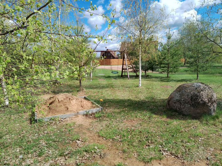 Дом 300 м² на участке 2 га