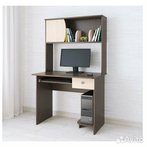 Стол компьютерный новый