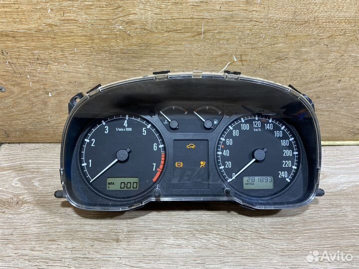 Панель приборов Skoda Octavia Tour бензин 1121148