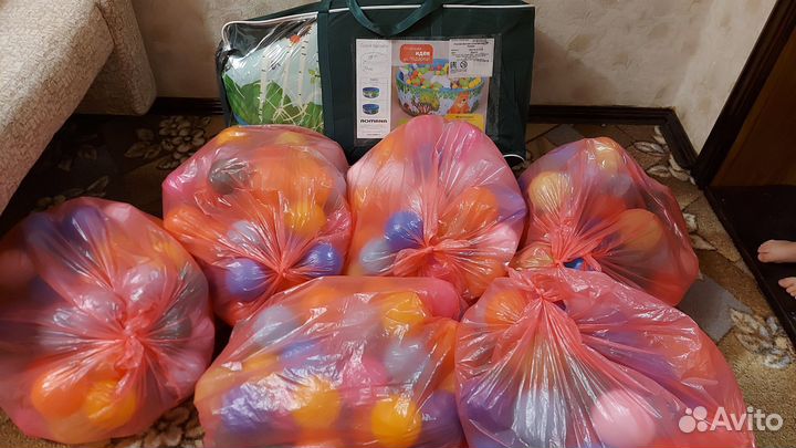 Бассейн с шариками