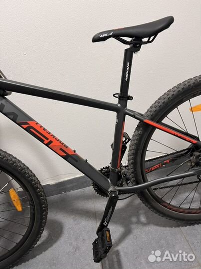 Велосипед welt rockfall 2.0 27. кросс-кантри
