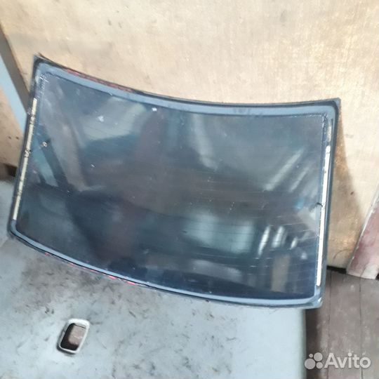 Задние стекло Ауди А4Б5 седан