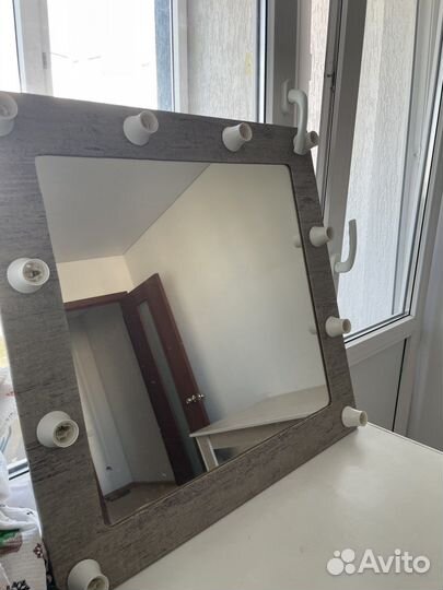 Зеркало с подсветкой