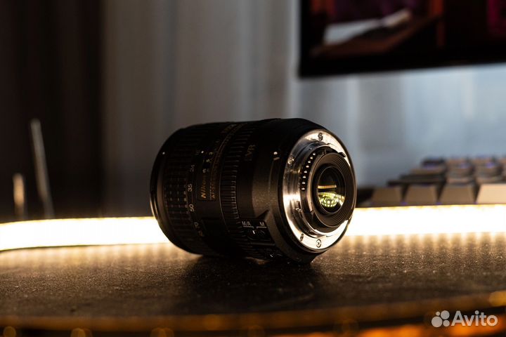 Объектив Nikon 16-85