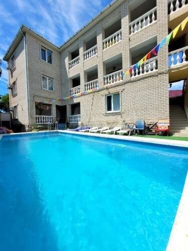 Комната 16 м², 1/3 эт.