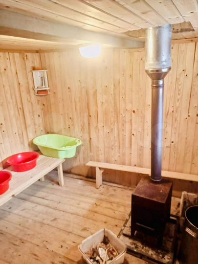 Дом 28 м² на участке 15 сот.