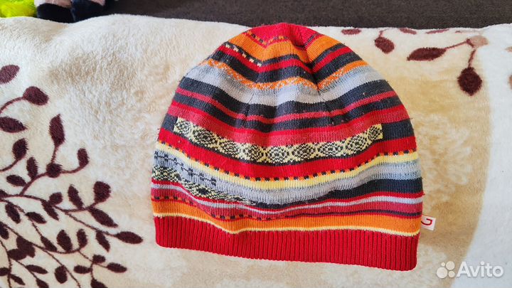 Зимние шапки, шарфы, рукавички