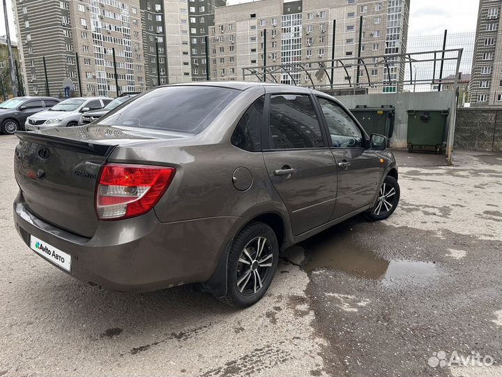 LADA Granta 1.6 МТ, 2013, 99 000 км