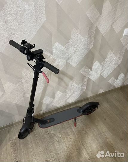 Электросамокат Xiaomi Essential