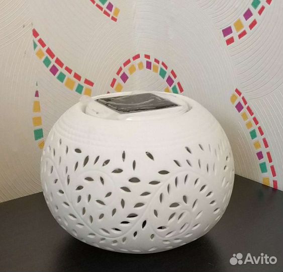 Садовый светильник на солнечной батарее