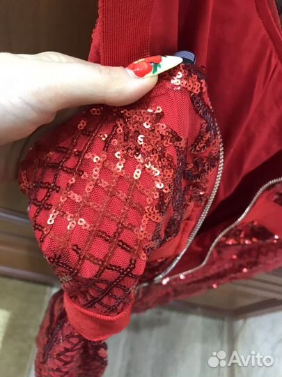 Новое праздничное платье