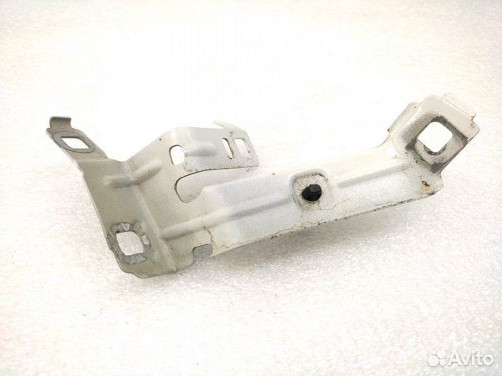 Кронштейн крыла передний правый Bmw 1-Series F20