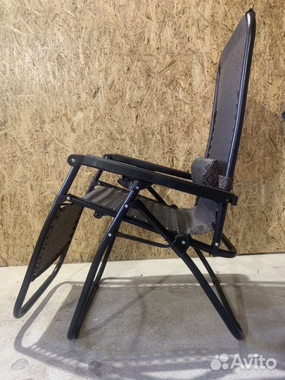 Кресло-шезлонг