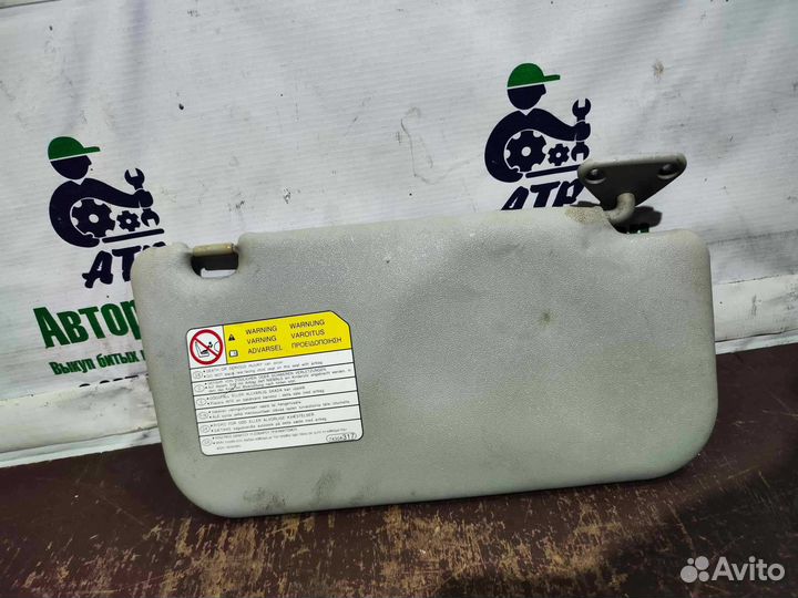 Козырек солнцезащитный правый Mitsubishi Lancer X