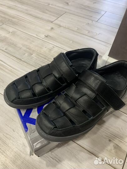 Школьная обувь