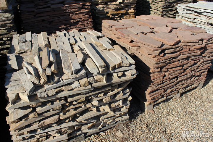 Природный камень плитняк карьер