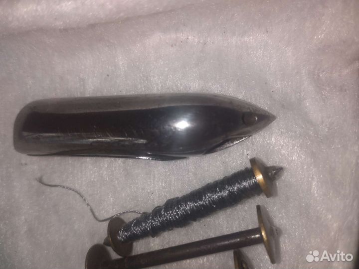 Челноки на швейную машинку зингер