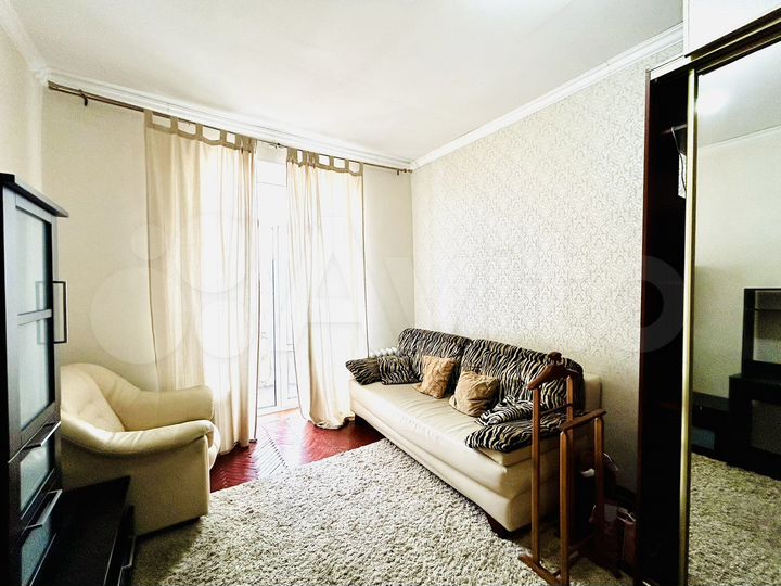 2-к. квартира, 55 м², 4/4 эт.