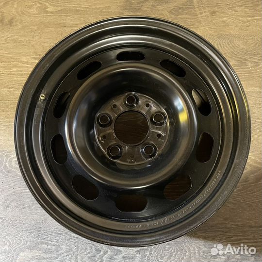 Штампованный диск r 16 bmw