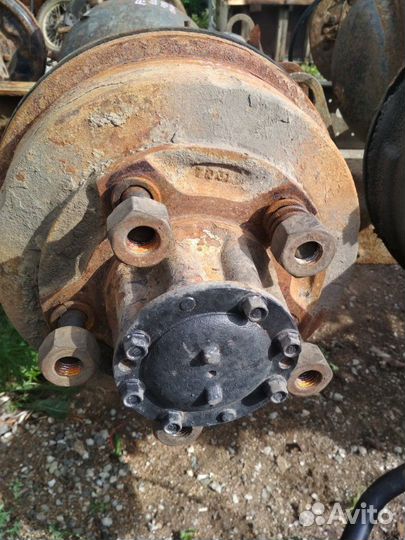 Задний мост Митсубиси Кантер, шасси fe568ev