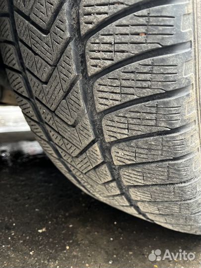 Pirelli Scorpion Winter 265/60 R18