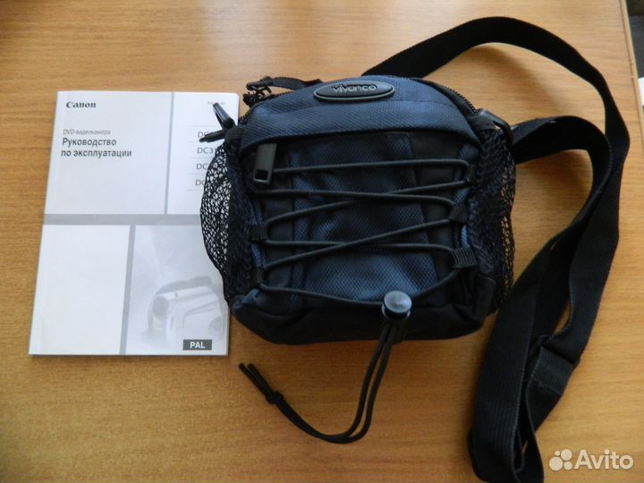 Видеокамера Canon DC301