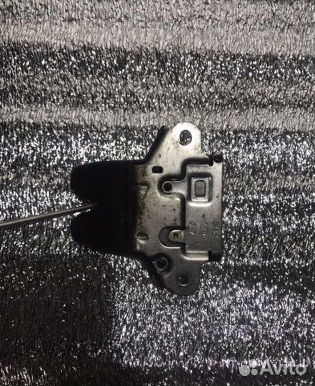 Замок крышки багажника hyundai elantra hd