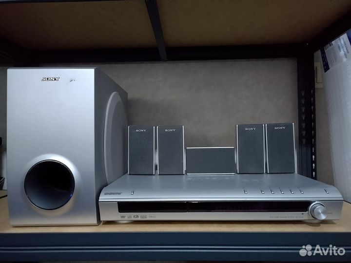 Домашний кинотеатр Sony DAV-DZ10