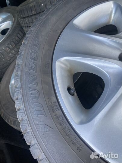 Dunlop SP Winter Ice 07 205/55 R16