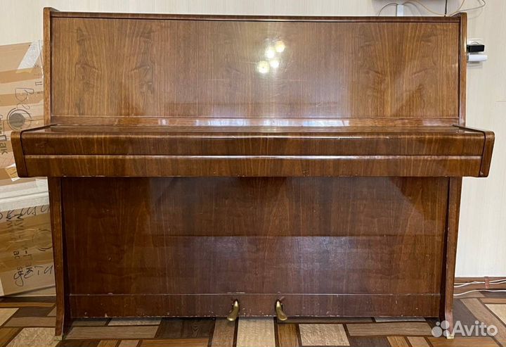 Пианино Petrof