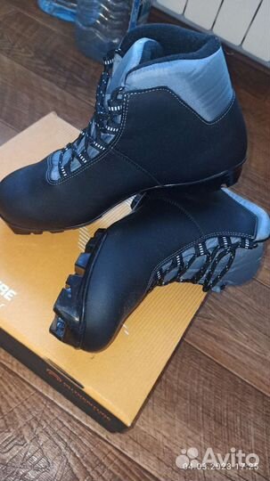 Лыжные ботинки Nordway Narvik 42 р