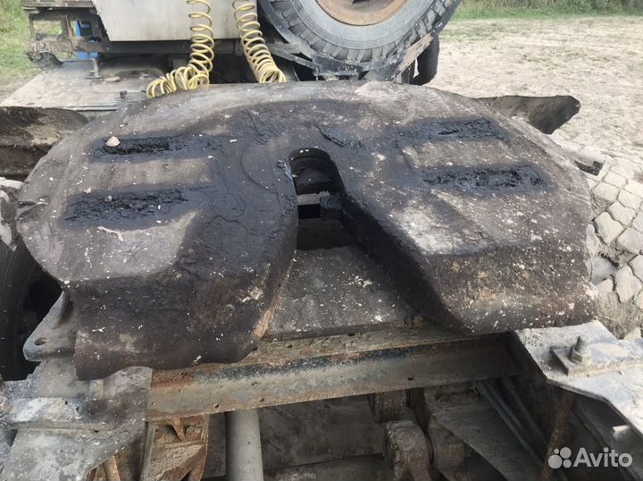 Тяговое сцепное устройство