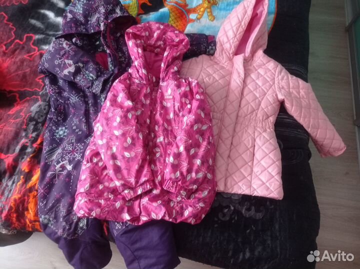 Отдам бесплатно вещи на девочку размер 110-116