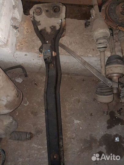 Балка подмоторная mitsubishi galant 9