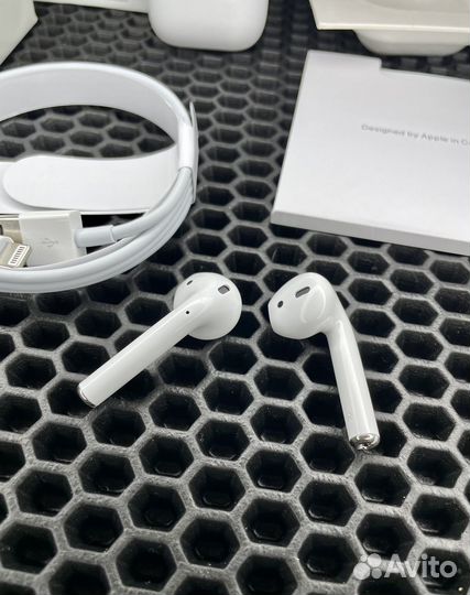 Беспроводные наушники apple airpods 2 м