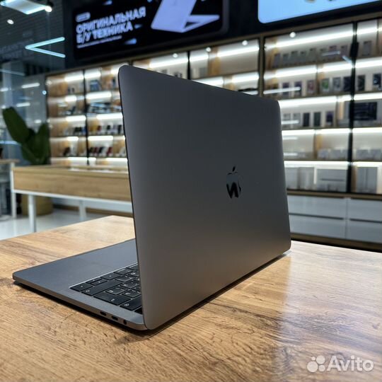 Apple MacBook Pro 13 2019