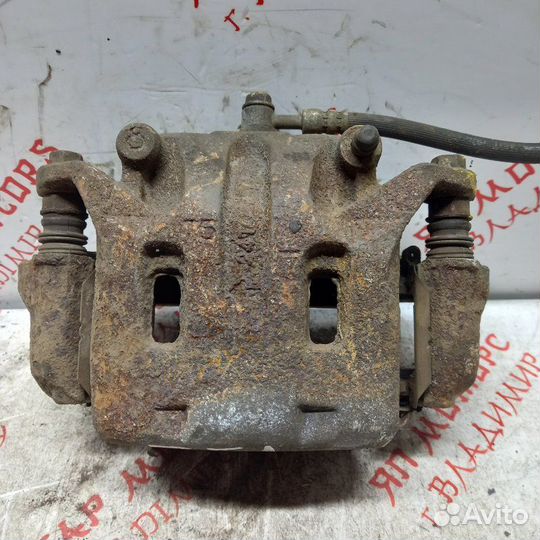 Суппорт тормозной передний левый Nissan Murano Z51