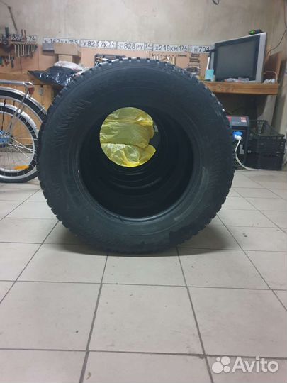 Nokian Tyres Hakkapeliitta 8 SUV 285/60 R18