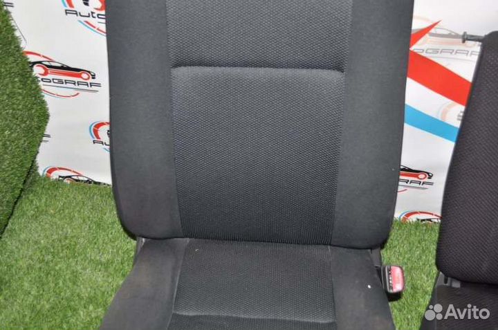 Сиденья салона (комплект) Toyota Passo QNC10 K3-VE