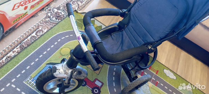 Детский трехколесный велосипед коляска