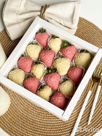 Клубника в шоколаде доставка подарок