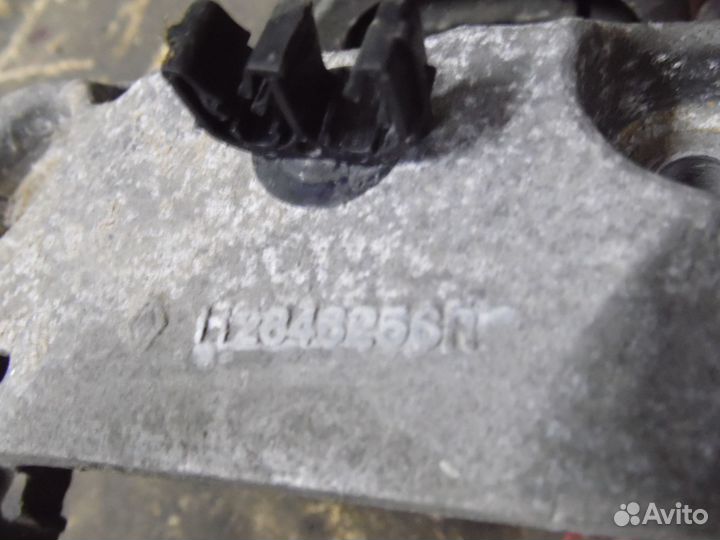 Опора двигателя 2.0 Рено Дастер