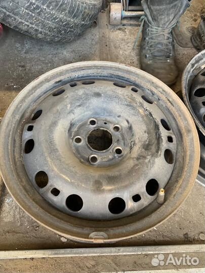 Диски штампованные r15 рапид поло