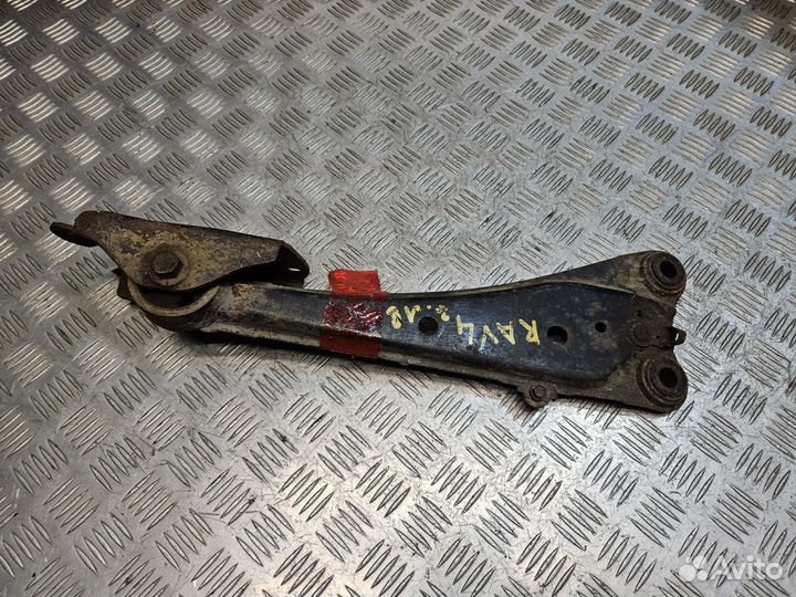 Рычаг задний левый на Toyota RAV4 40куз