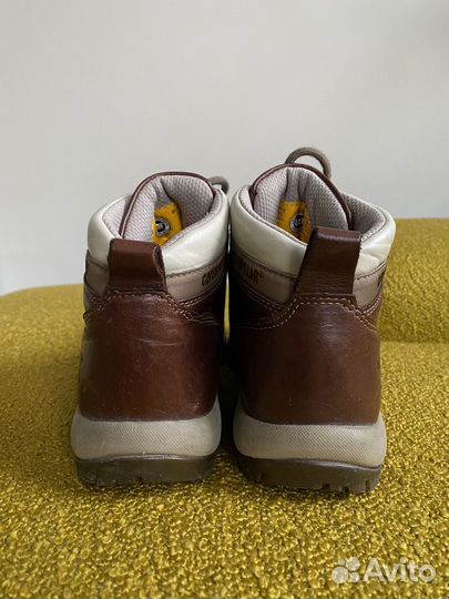 Зимние коричневые ботинки Caterpillar (39 р)