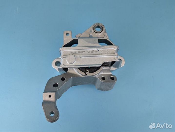 Подушка двигателя опора правая Geely Monjaro KX11