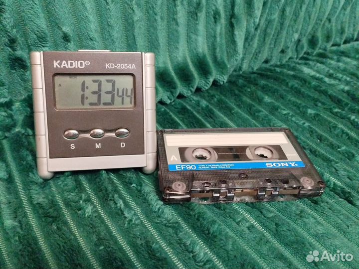 Часы kado KD-2054A