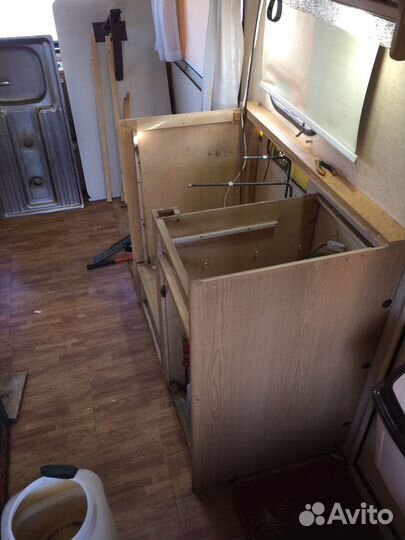 Ремонт прицепа-дачи, автодома