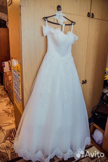 Свадебное платье