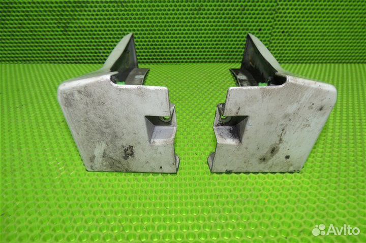 Брызговики(комплект передний Nissan Serena FC26